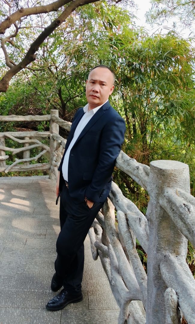 ����׳��